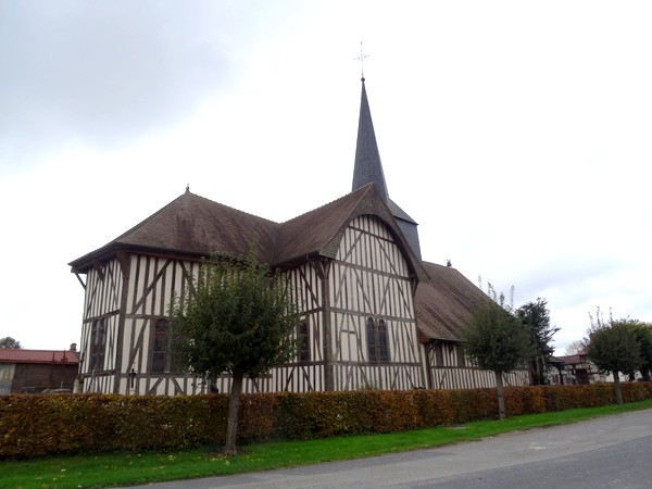 L'église à pans de bois Notre Dame de Drosnay (Marne)