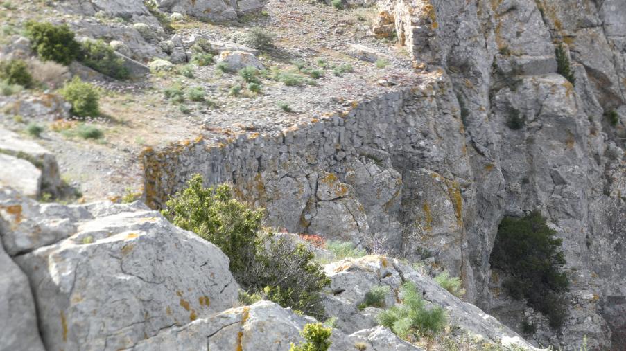 Peut être une image de escalade et Mont Rushmore