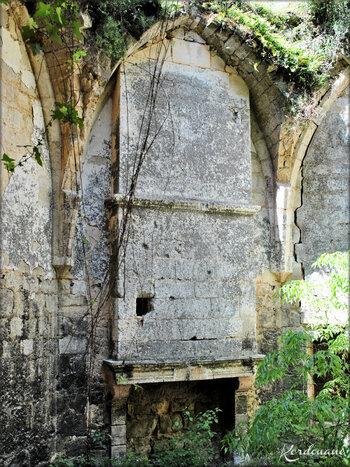 Photos du donjon du XIVème siècle - château médiéval de Langoiran