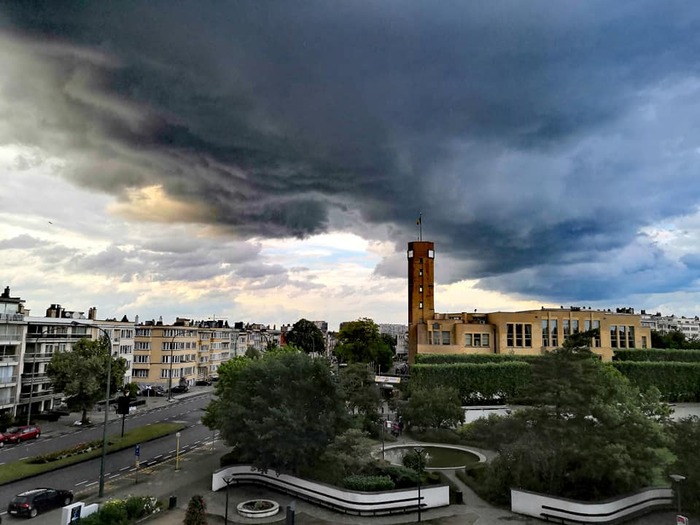 Quand le ciel s'assombrit au-dessus de Woluwe-Saint-Lambert