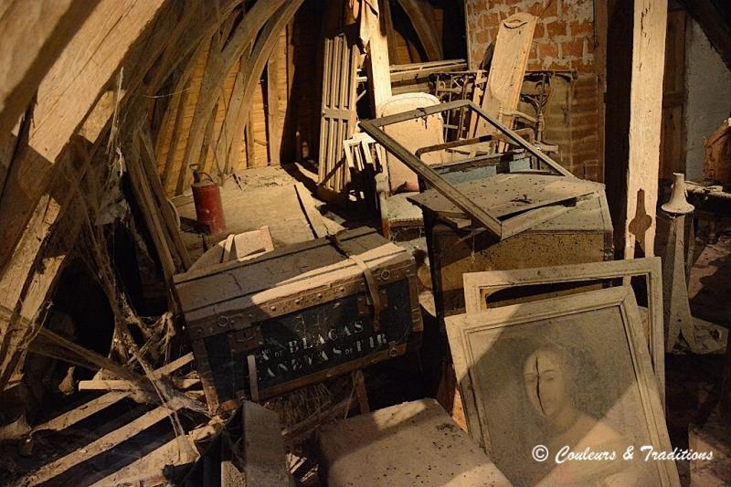 En passant par le grenier