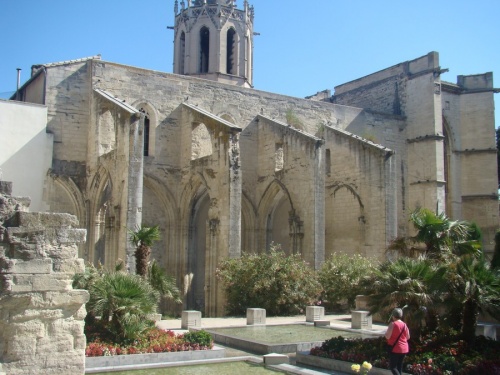 Flânnerie dans Avignon! Squarre Agricol Perdiguier