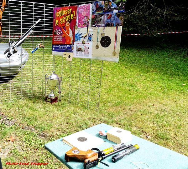 Le forum des Associations Châtillonnaises dimanche 12 septembre sur le site de la Douix, un reportage de René Drappier...