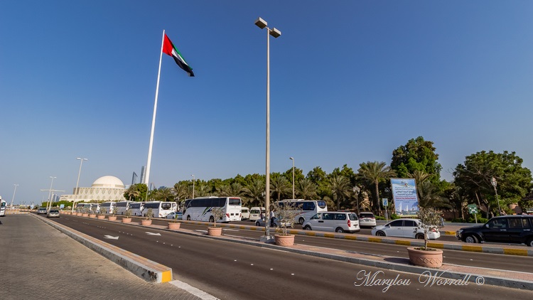 Abu Dhabi vue du bus touristique