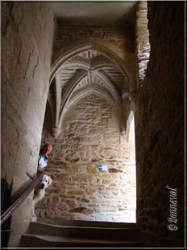 Sauveterre-de-Rouergue Aveyron l'ancien couvent