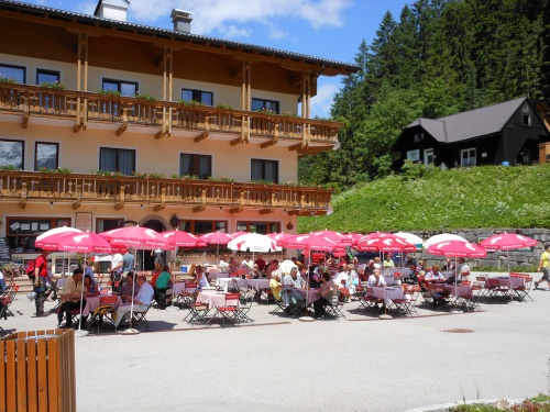 Vendredi 08 Juin, De Halstatt à Linz en passant par Gosausee et Attersee