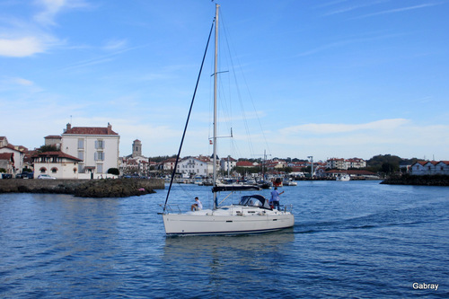 Ciboure : des murs peints, des barques... n2