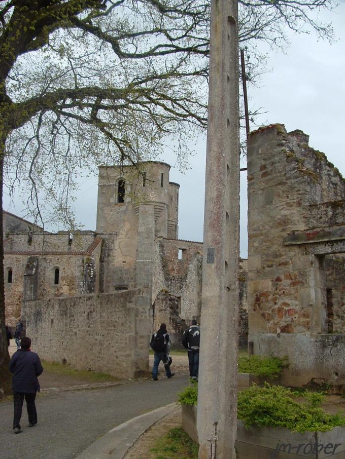 Limousin-le retour sur l'histoire, le souvenir - Oradour sur Glane