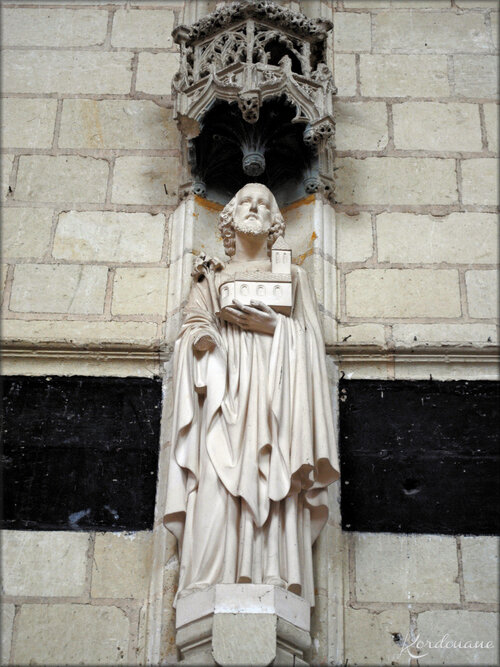 Photos des statues de la Collégiale Notre Dame