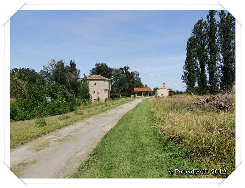 Le moulin fortifié de Bagas - 2/3