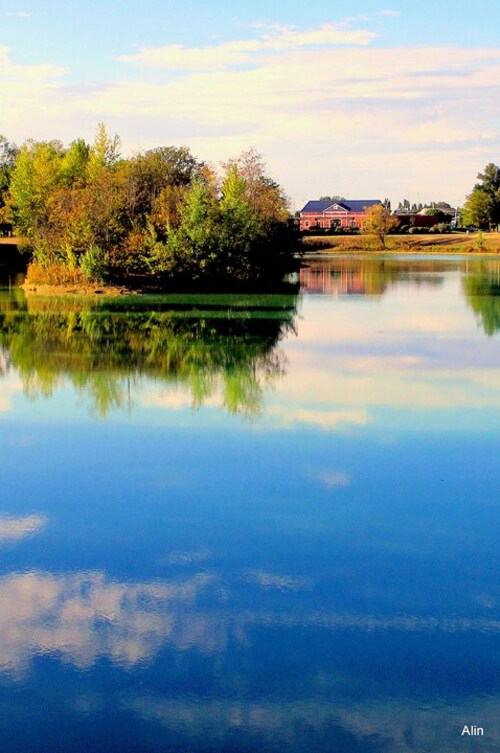 Des reflets sur l'eau