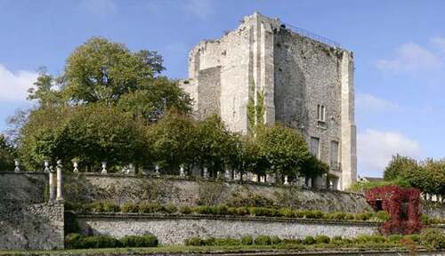 Moret-sur-Loing (Seine-et-Marne)