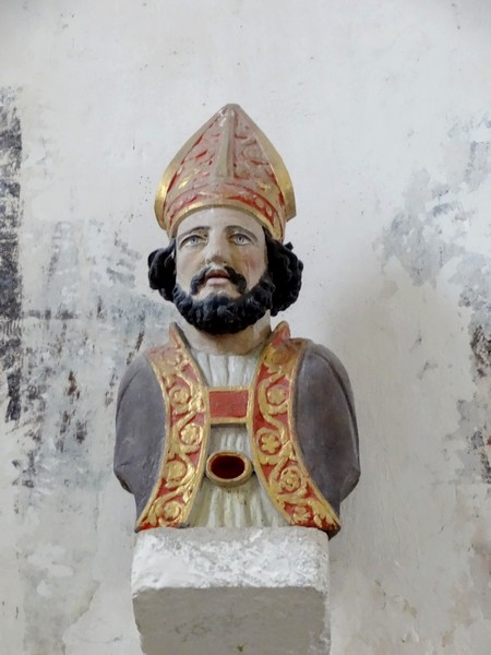 Bustes-reliquaires dans des églises Châtillonnaises..
