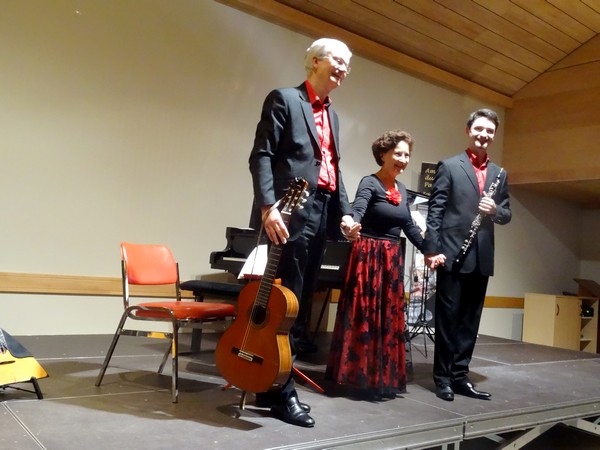Un superbe concert du Trio Makarenko a été offert aux Châtillonnais, par les Amis du Musée