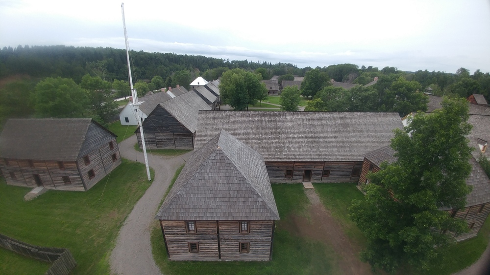 Tour de l'Ontario: Centennial Park, Fort William & Pigeon River