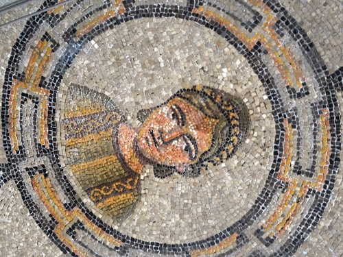 Les fresques et mosaïques de la basilique d'Aquileia en Italie (photos)