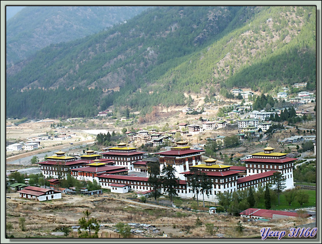 Blog de images-du-pays-des-ours : Images du Pays des Ours (et d'ailleurs ...), Le Monastère forteresse de Thimphu: Tashichoedzong (Tashichhodzong) - Bhoutan