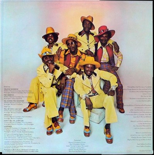 1973 : Yellow Sunshine : Album " Yellow Sunshine " Gamble Records KZ 32405 [ US ]