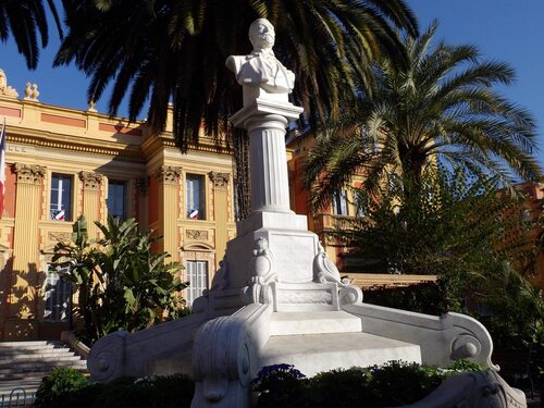 MENTON