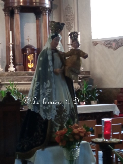 Menin (Belgique), l'église Saint Vaast