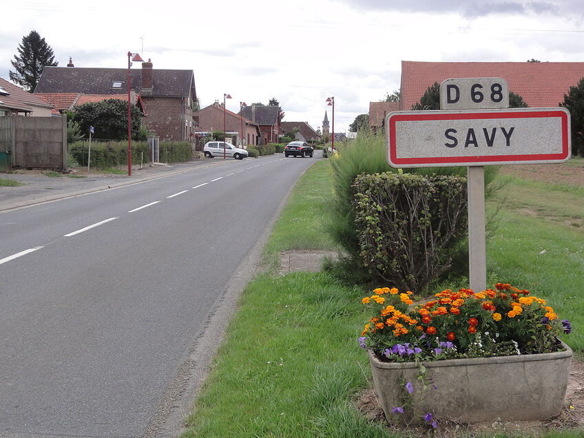 Savy (Aisne) city limit sign.JPG