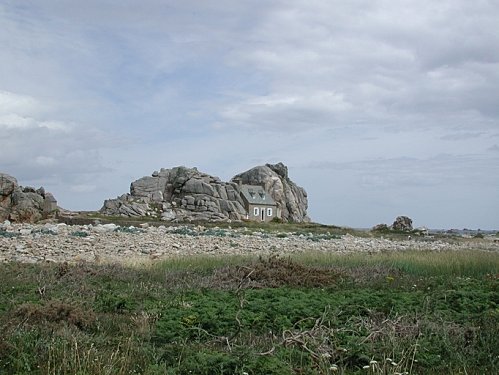 cordon-devant-maison-kergezeg.jpg