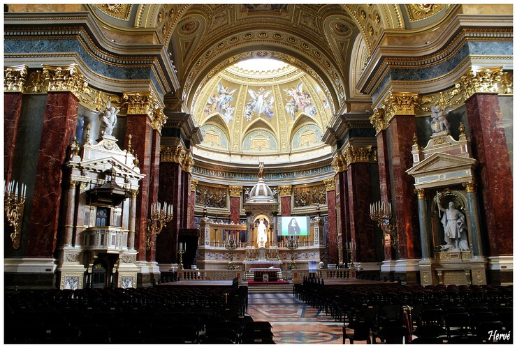 La basilique Saint-Etienne de Budapest.