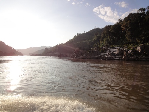 Luang Pragang, au rythme tranquille des bonzes et des flots paisibles du Mékong