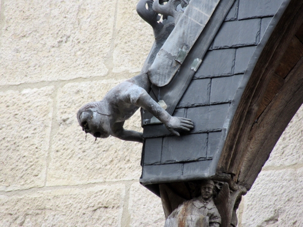 Les Hospices de Beaune ont été  découverts et admirés par les adhérents de l' Association Culturelle du Châtillonnais 