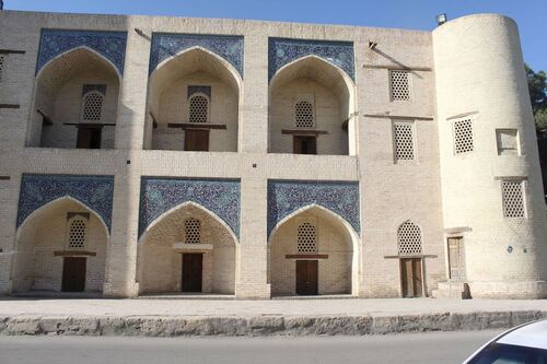 Boukhara : la place Liab-i-Haouz. Madrasas et khanaqah