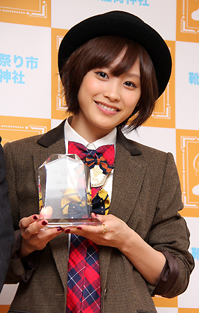 Ai Takahashi"Best Shoe Wearer Award" 高橋愛「第4回シューズ・ベストドレッサー賞」