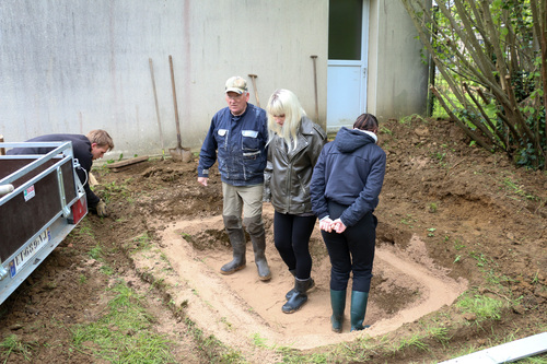 Implantation d'une mare à l'école de Vernéville 