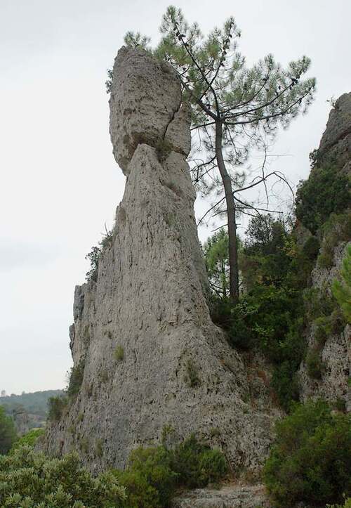 Mourèze  ( Hérault )