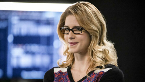 Arrow saison 7 : Emily Bett Rickards quitte la série