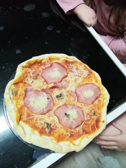 * Pizza maison réalisée par Martin * 