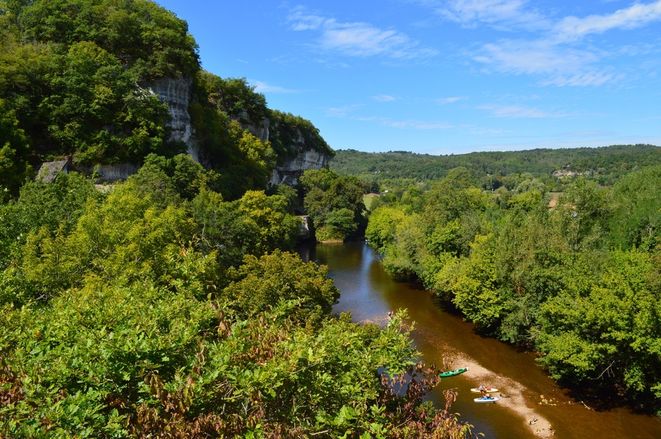 Vallée de la Vézère, falaise de La Roque Saint-Christophe