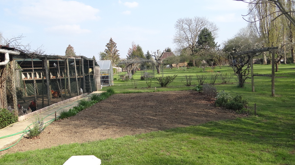 Avril est là, le jardin se déchaîne .. !!