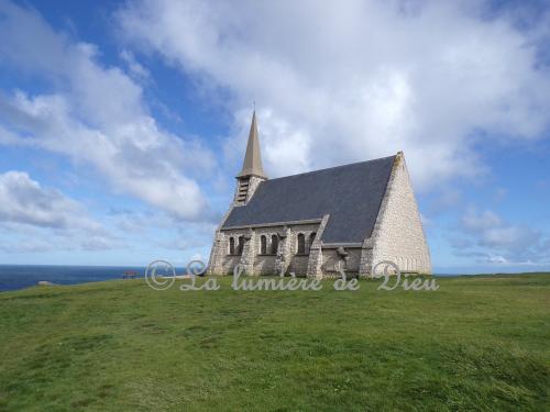 Étretat, la chapelle Notre-Dame de la Garde