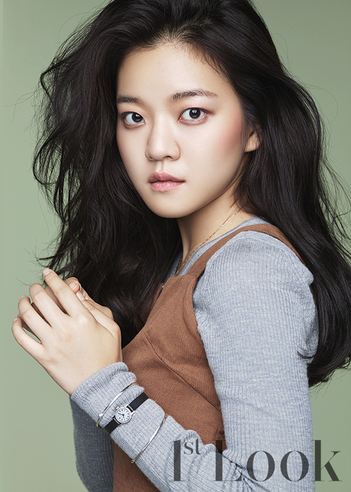 Go Ah Sung pour 1st Look