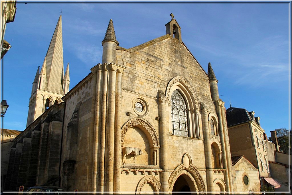 974 - 4) Périple en Pays de Gâtine dans les Deux-Sèvres (79)