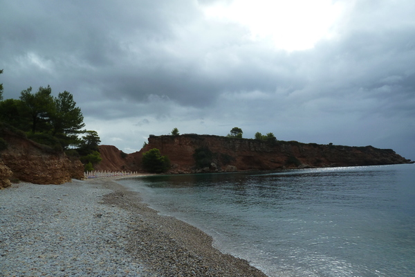 La plage de Kokkinocastro à Alonnisos * Κοκκινόκαστρο, Αλόννησος