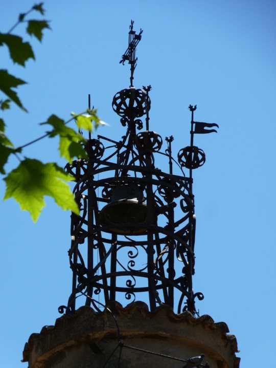 CAMPANILE A LA ROQUEBRUSSANNE