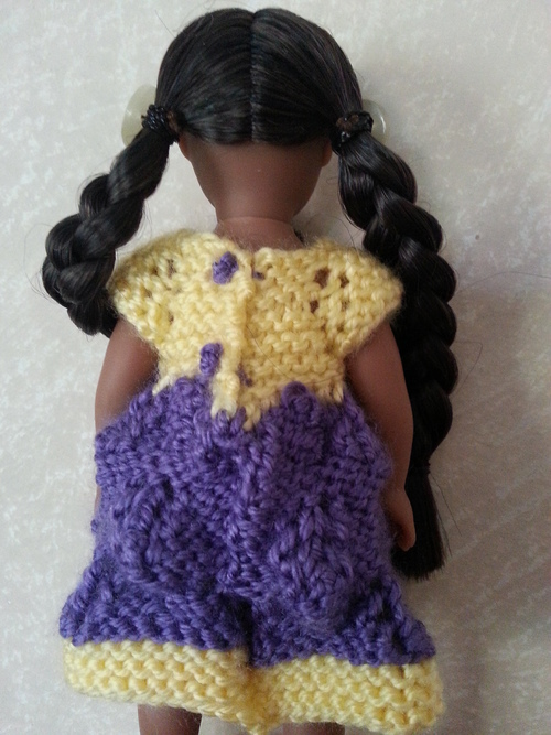 Robe jaune et violet