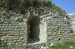 LES REMPARTS D'IVRY-LA-BATAILLE (Eure)