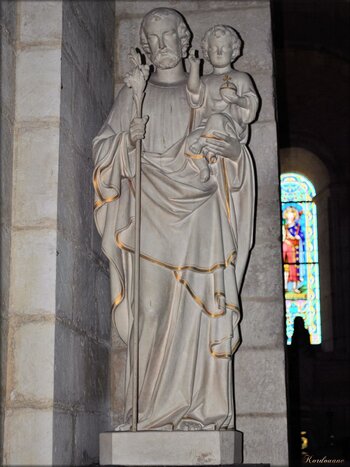 Statues de l'église abbatiale Saint-Vincent