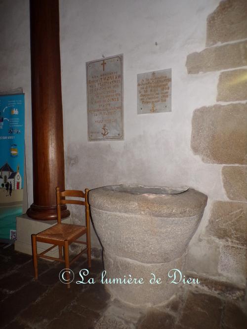 Plouharnel, l'église Saint Armel