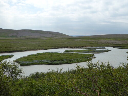 De Laugarhóll à Laugarhóll via Kaldalón