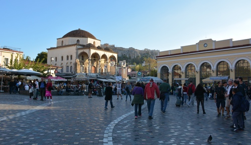 La place de Monastiraki à Athènes