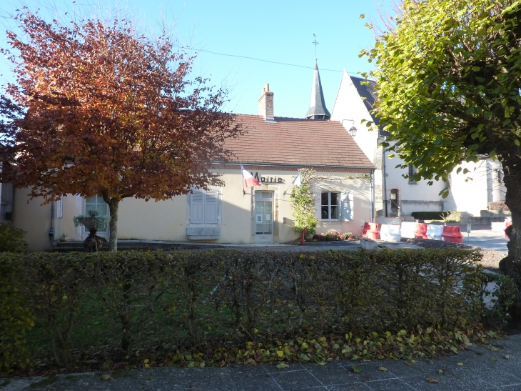 Mairie - Saint-Georges-sur-la-PrÃ©e