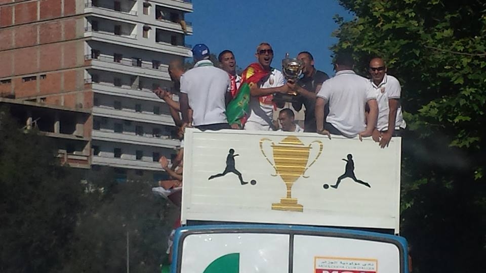 Samedi 03.05.2014 La parade du MCA dans les rues d\'Alger